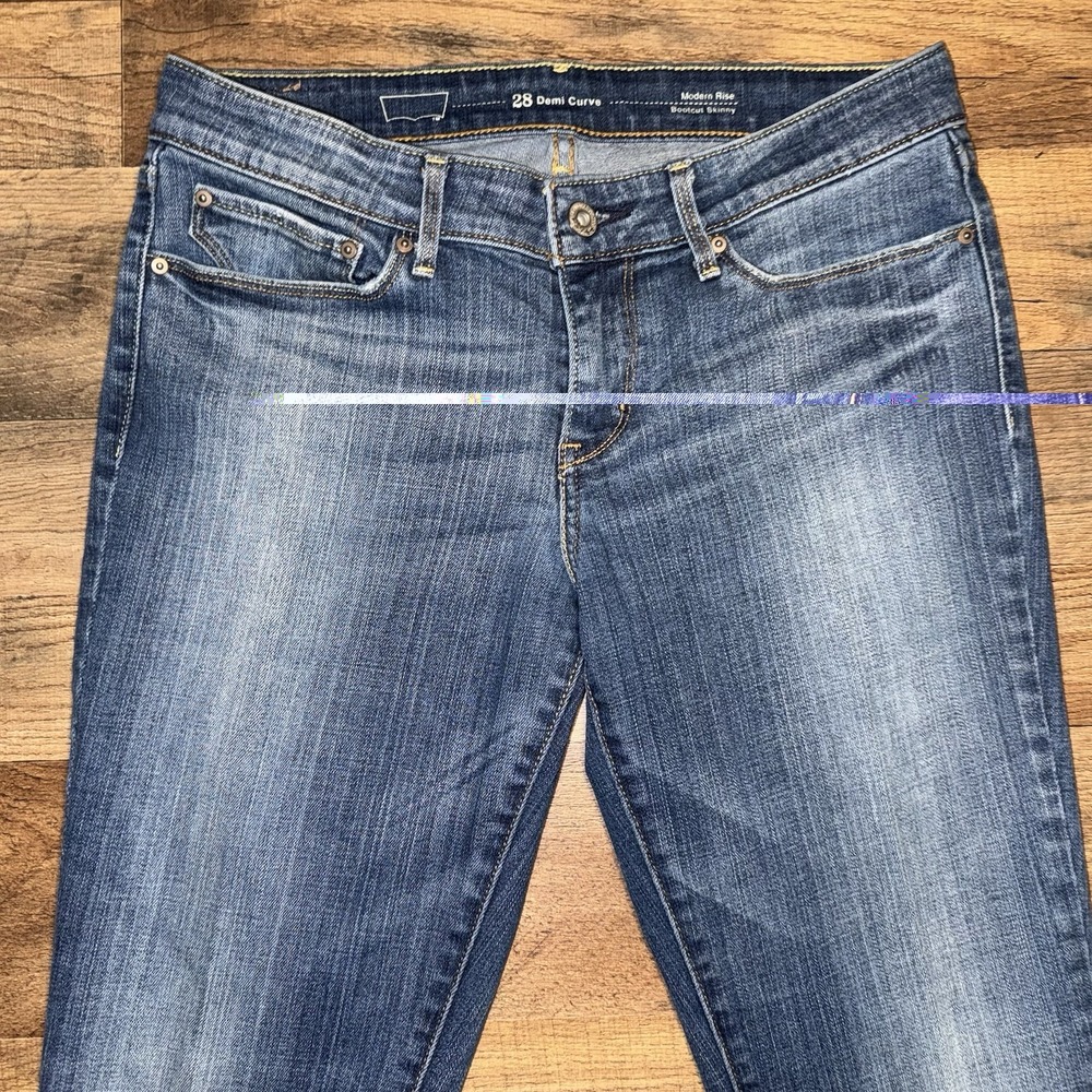 Levi's Women's Size 28 Demi Curve Modern Rise Bootcut Skinny - Picture 2 of 10